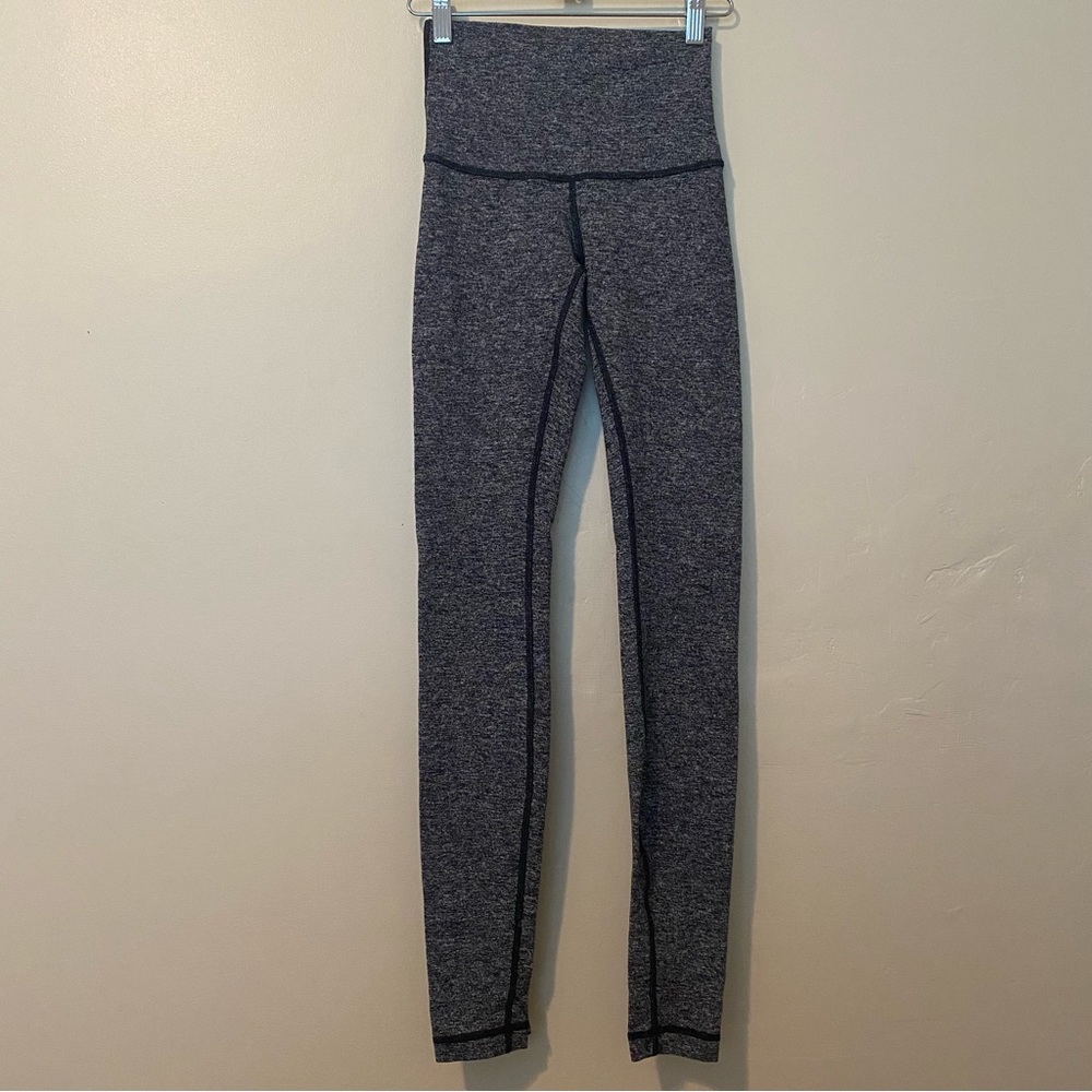 EUC Lululemon Wunder Under high rise leggings